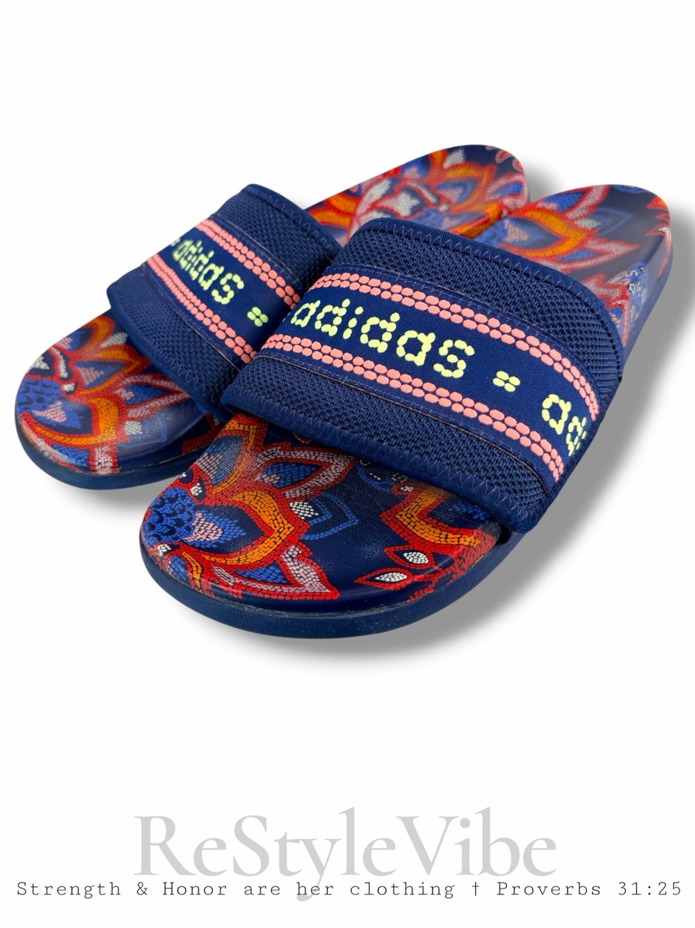 ADIDAS x FARM RIO Men’s Size 9 Slides Adilette Comfort Mosaic Style Collab